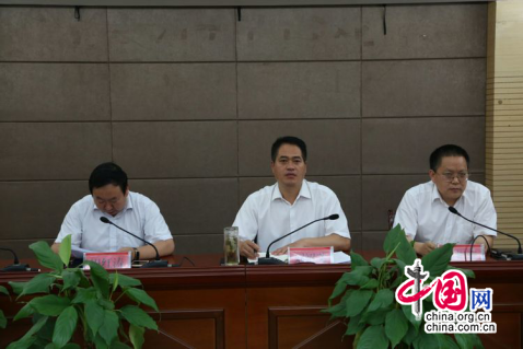 �ʴ������������п�չ���Ϲ��������Ϲ����С������