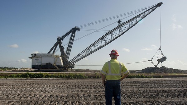 ������ҵ�����չ��꼰�����κ�ͭ��ҵ��