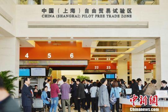 2017�й���ó����չָ������:�Ϻ��������ȵ�λ