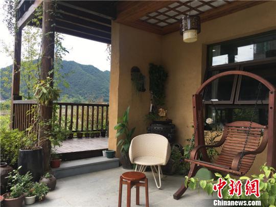 �ӡ��ݸ��������ľ�Ʒ ͩ®���ޡ����족֮·����