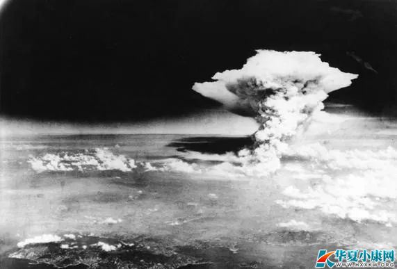 ʯ��һ��ŵ���´ǣ���ŵ�����Ժ��������˽��Ʋ�ͬ