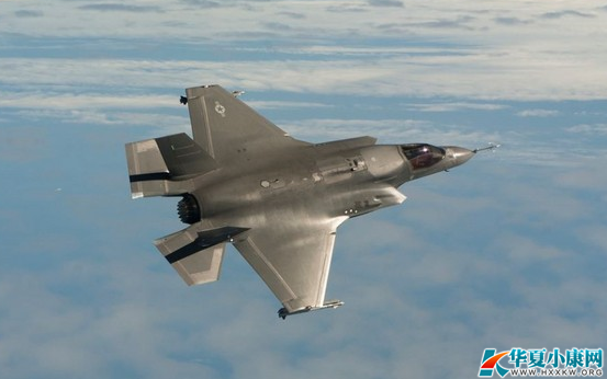  �ձ����������ͺ�ĸ ̨ý����