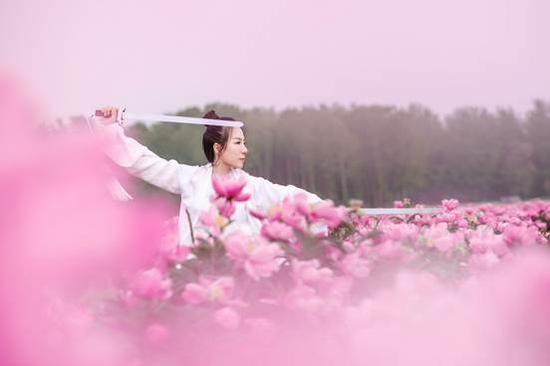 ľ��˫�������ʱ���ġ�Ů���Ρ� ��Ӱ�����