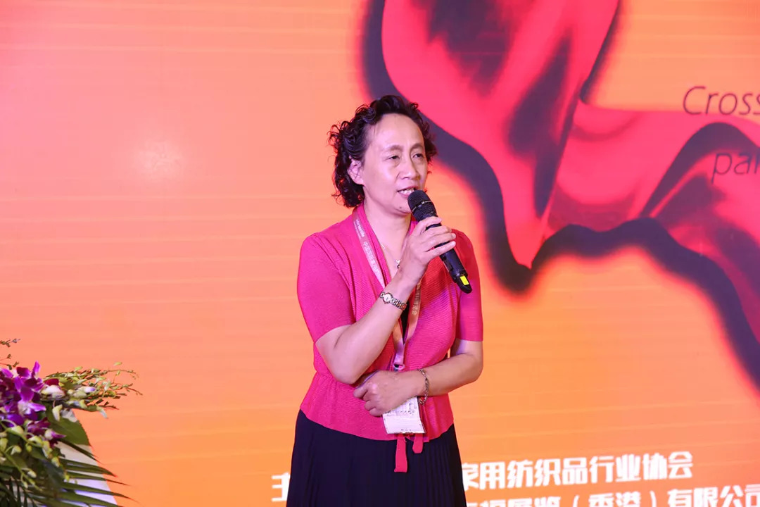 1535535290585040846.png 跨界融合丨软体家具TOP品牌:斯可馨家居,亮相上海秋冬家纺展