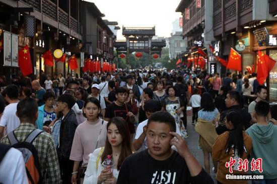 �ο�ӿ���Ͼ��������㳡�� �� ��