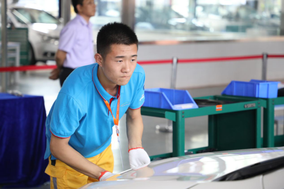 ֣����ͨ�������ӳ��б�ҵ�����ٵ�ȫ�����¹ھ�����