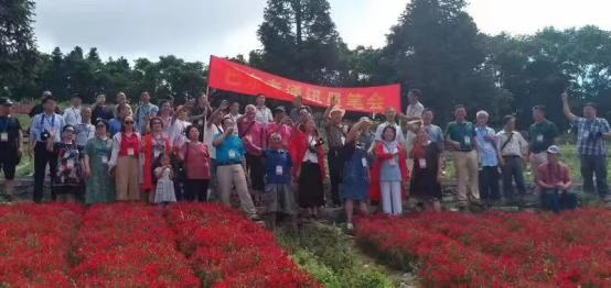 鄂西“笔杆子县”巴东县老笔杆子团队不忘初心再出发