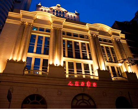 “演艺大世界”启动一年，上海市区“全城有戏”