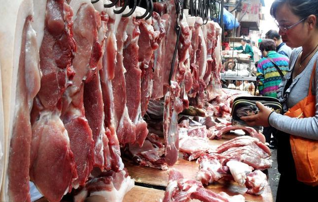 猪价连跌，猪肉迎下半年首跌，消费者何时能吃上便宜肉？答案来了