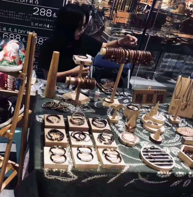 云图片